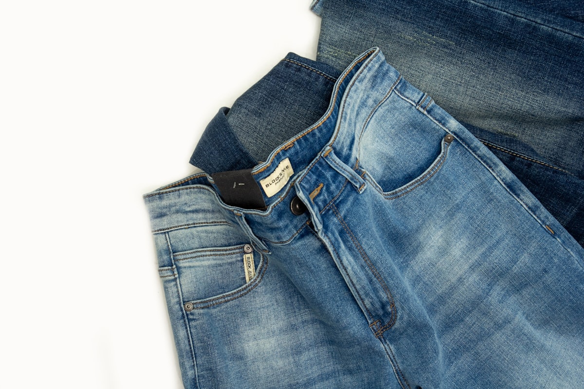 How to Measure Your Waist for Jeans: The Complete Guide