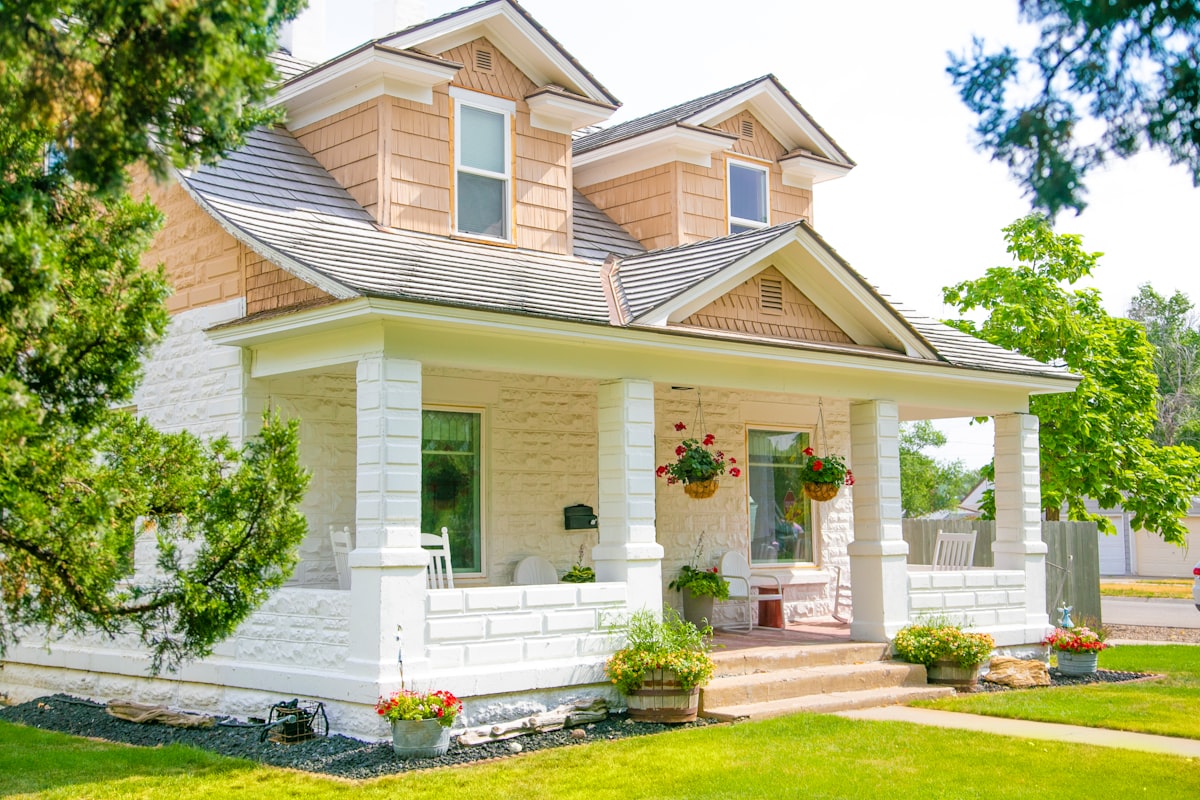 What Is a Craftsman Style Home? The Architecture That Defined American Domesticity